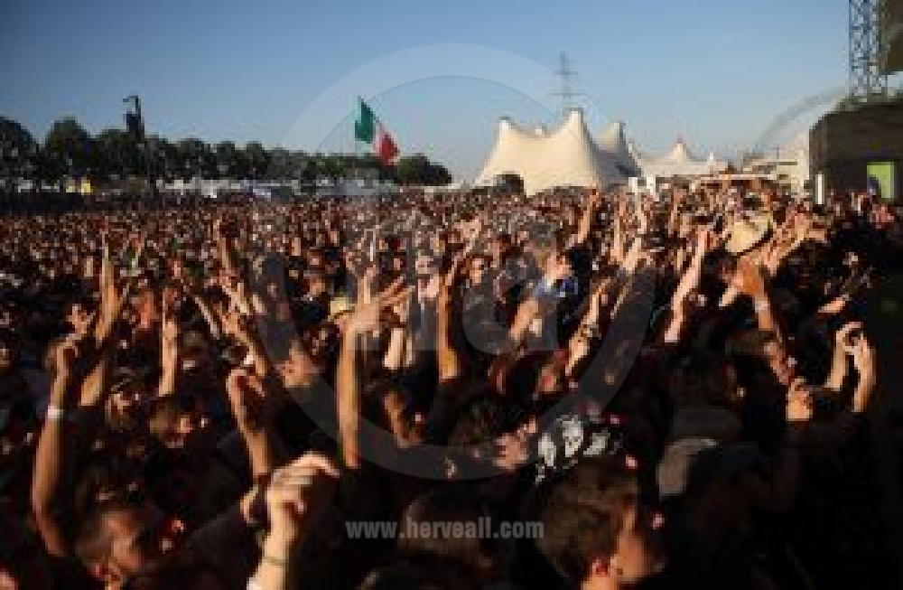 Atmosphere main stage left hand side view