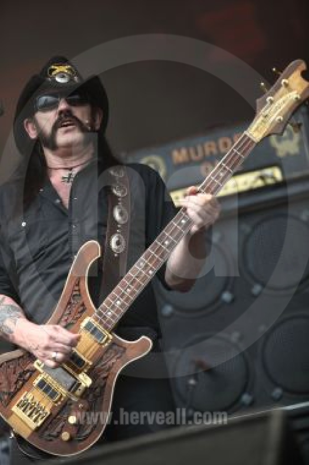 Lemmy Kilmister (vocal lead motorhead)