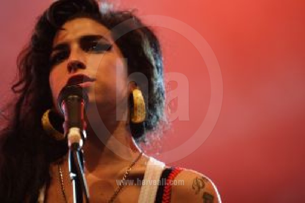 Amy Winehouse 104 